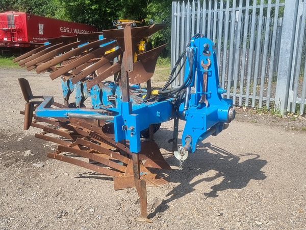 Chris Atkin & Son Ltd - Lemken DL 120V